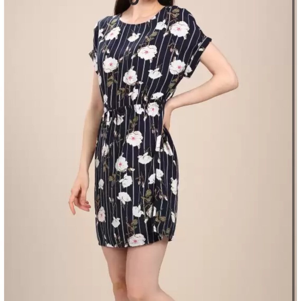Vera Moda Simply Shift Floral mini dress